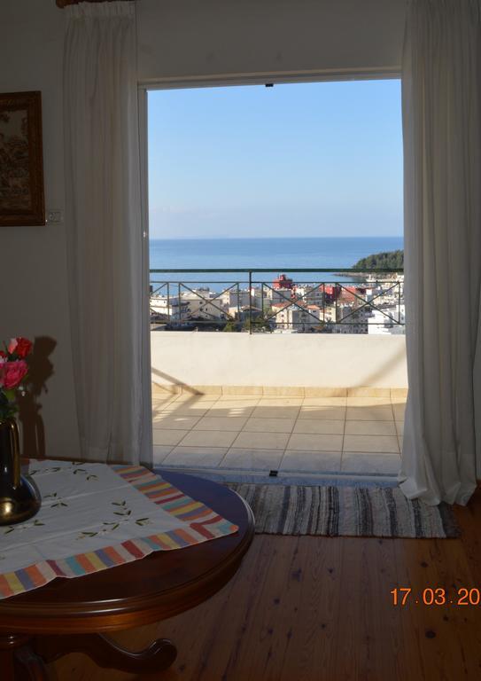 Janakis Apartments Химара Экстерьер фото